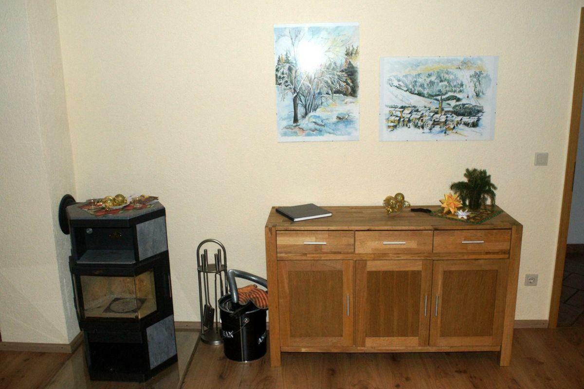 Ferienhaus-Bergtraum-Ferienwohnung-Fanni 奥泊维森塔尔 外观 照片